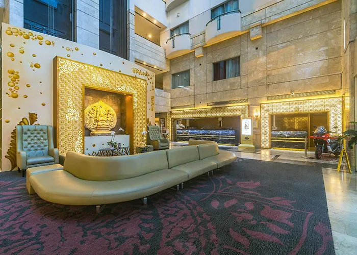 Surabaya Suites Hotel Powered By Archipelago